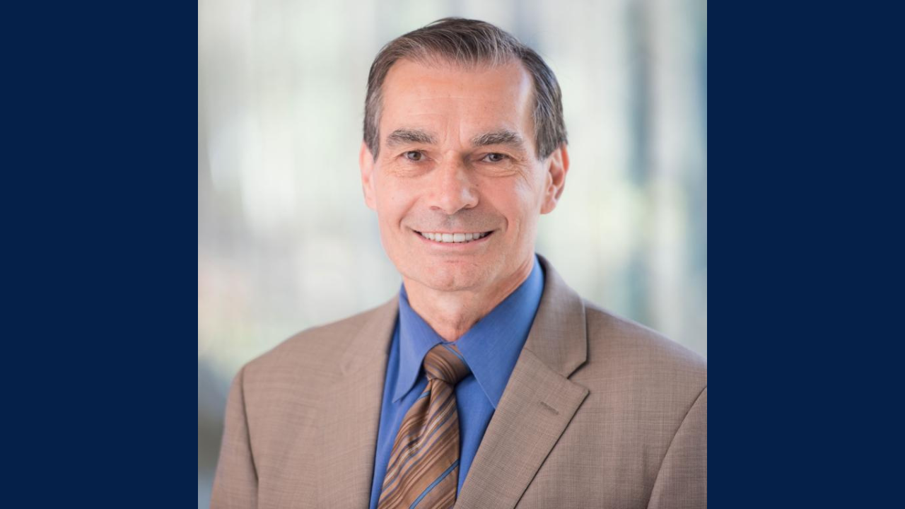Dean Reddy headshot