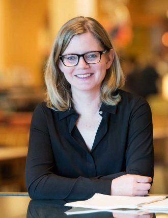 Cristin Kearns, DDS, MBA, commentary corresponding author and studies co-author