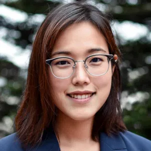 Susan Lee headshot